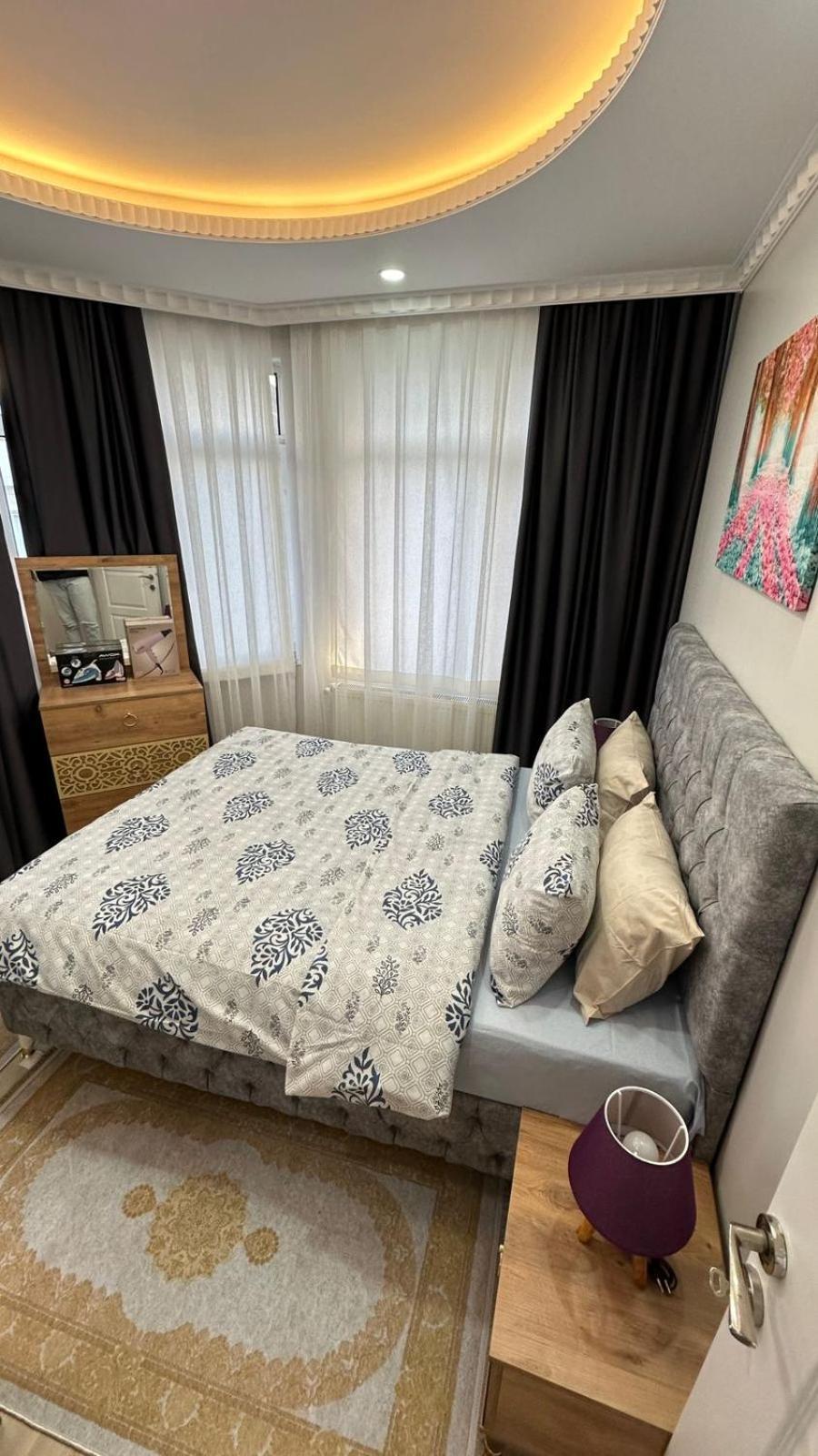 Apartament Oeztatli