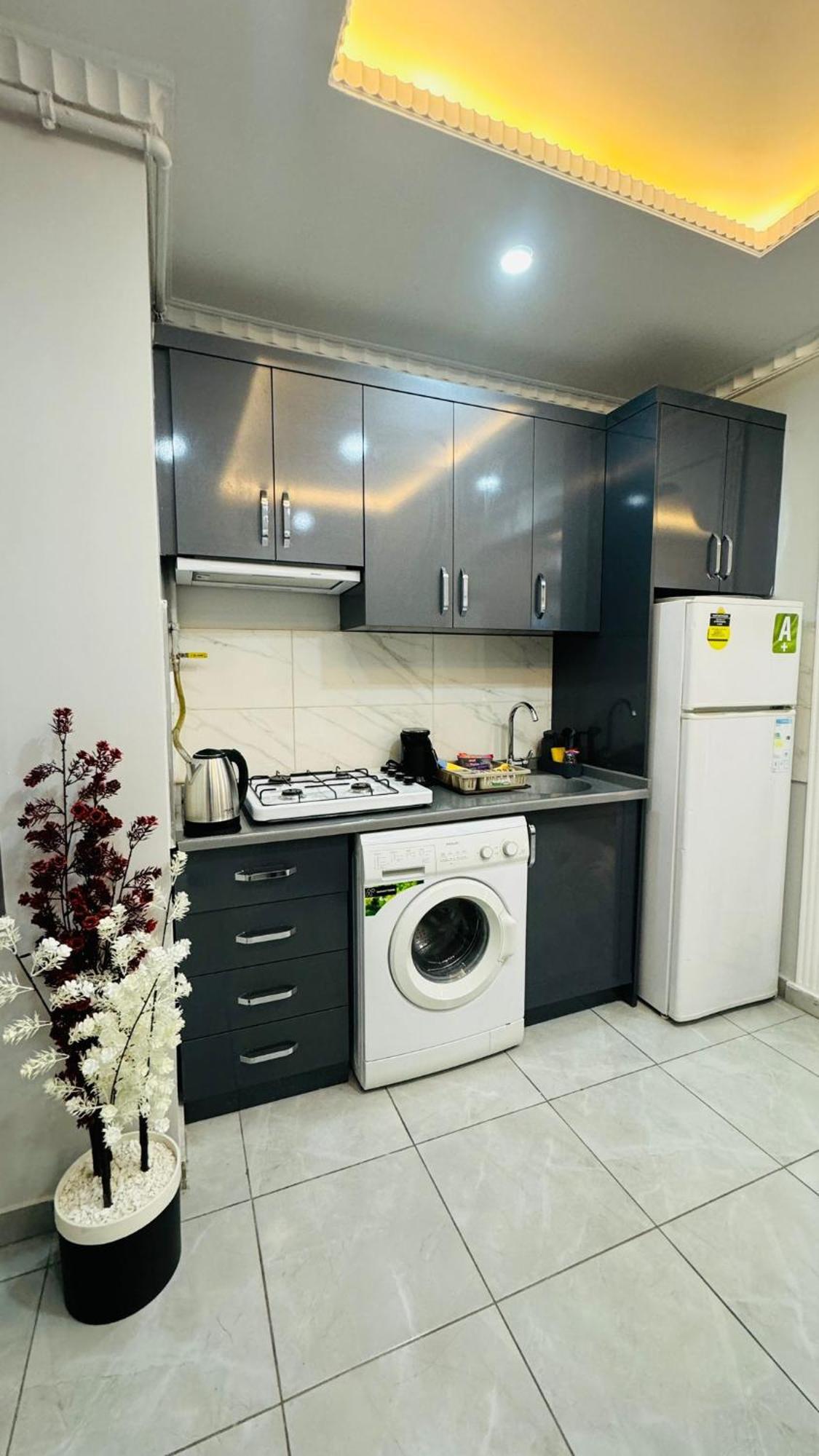 Apartament Oeztatli Stambuł